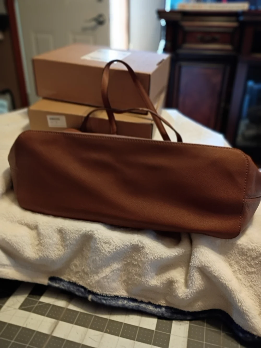 Michael Kors Brown Saffino Leather Laptop Tote ******